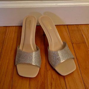 CUSHIONAIRE sparkle slide heels, 8